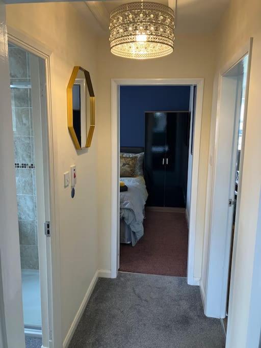 Ogilvie Lodge Llandudno Junction Bagian luar foto