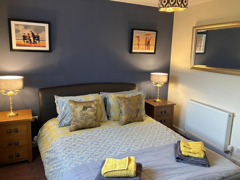 Ogilvie Lodge Llandudno Junction Bagian luar foto